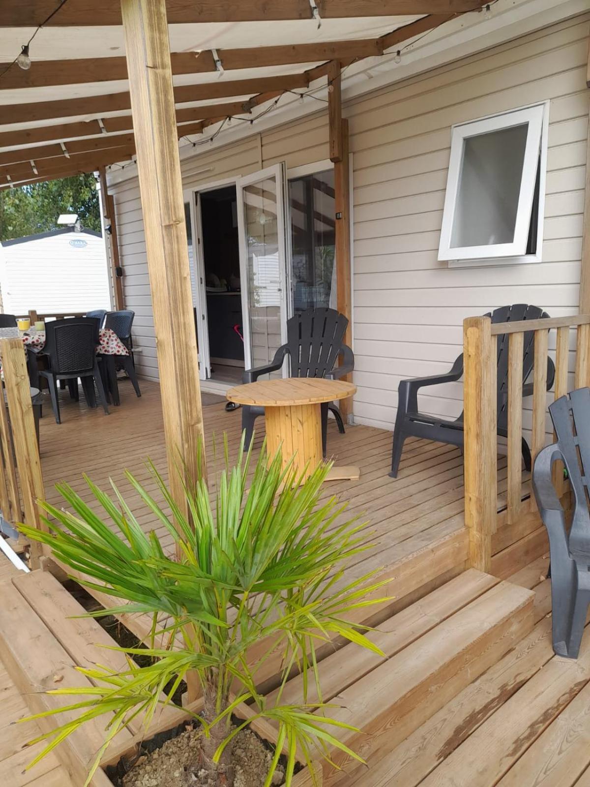 Appartement Mobil-home L50 *